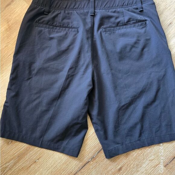 Under Armour Men's Black Athletic Shorts - Picture 6 of 7